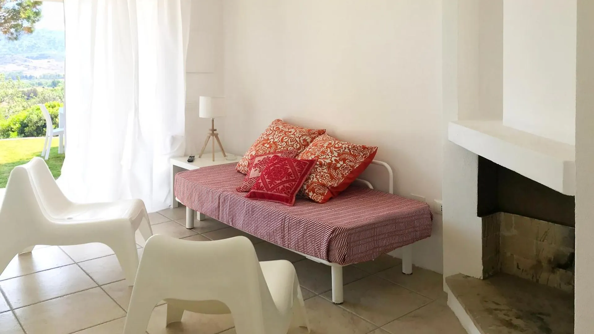 Chia, Scorci Di Mare Villa