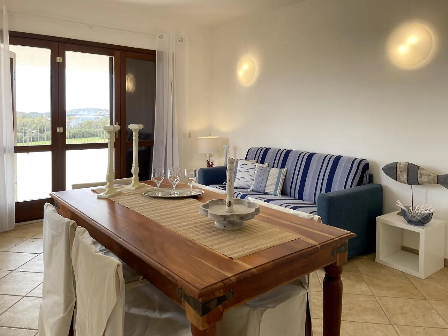 Chia, Scorci Di Mare Villa Chia