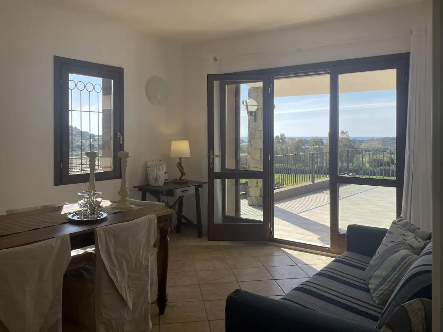 הוילה Chia, Scorci Di Mare בית נופש קיה